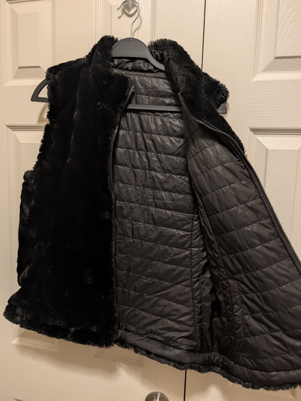 Nicole Miller Black Faux Fur Quilted Puffer Vest